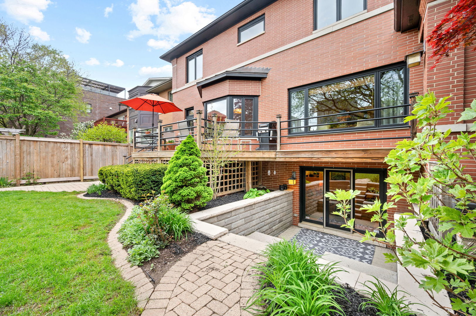 2705 North Bosworth Avenue Chicago IL 60614