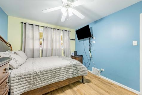 12737 South Manistee Avenue Chicago IL 60633