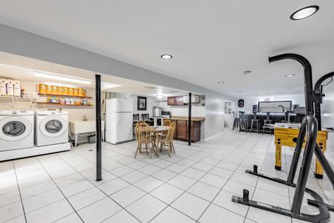 12737 South Manistee Avenue Chicago IL 60633