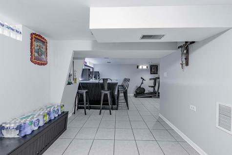 12737 South Manistee Avenue Chicago IL 60633