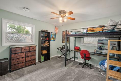 1435 26TH Avenue Moline IL 61265
