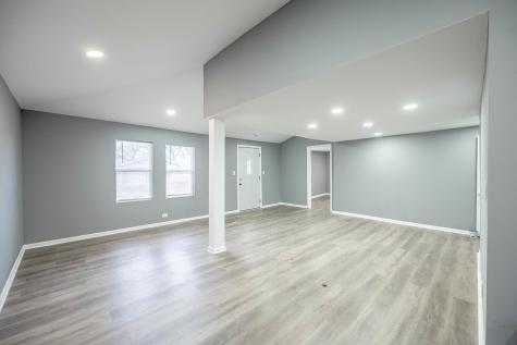 42425 North Park Lane E Antioch IL 60002