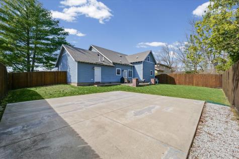 2308 Grange Drive Urbana IL 61801