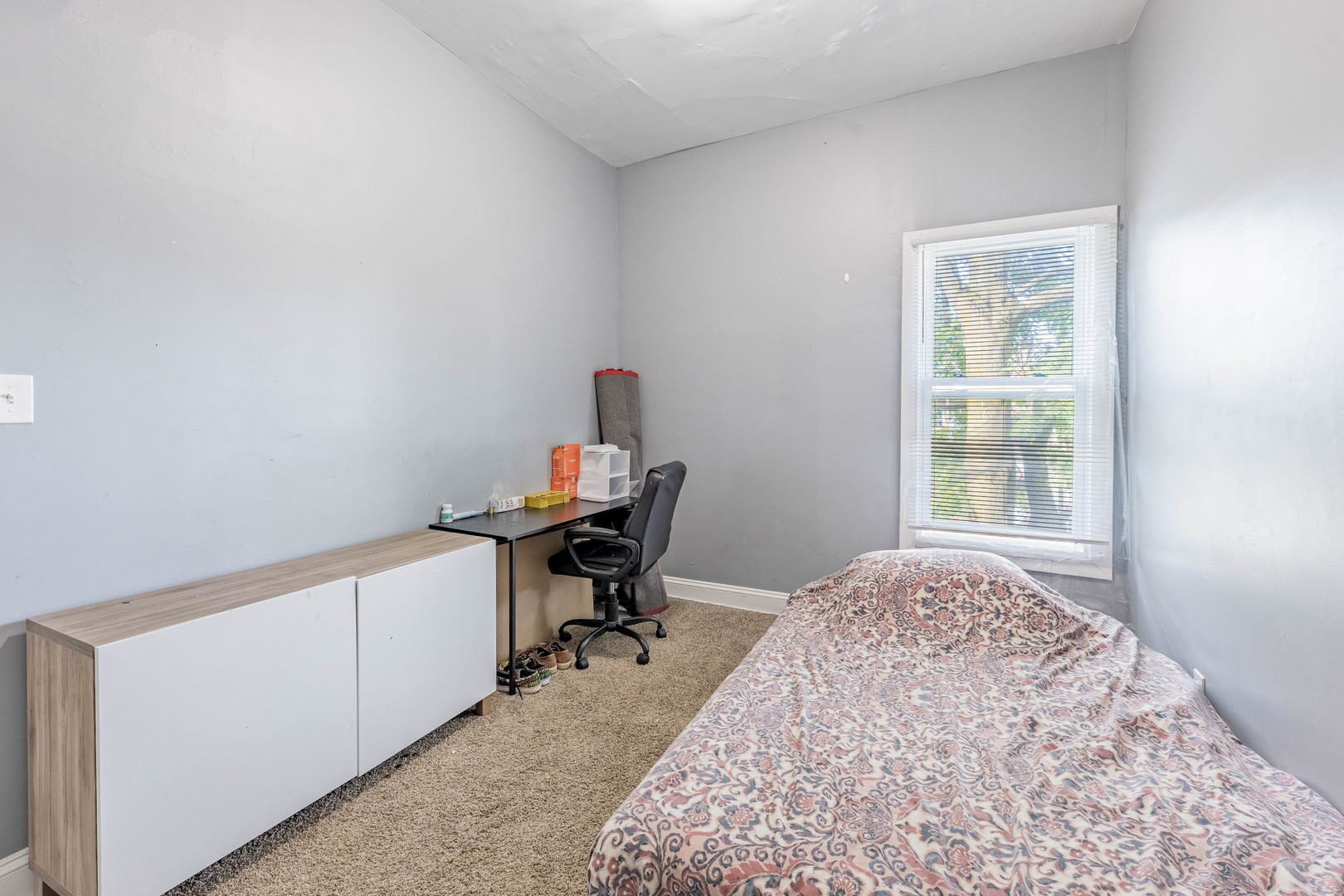 1908 South Sawyer Avenue Chicago IL 60623