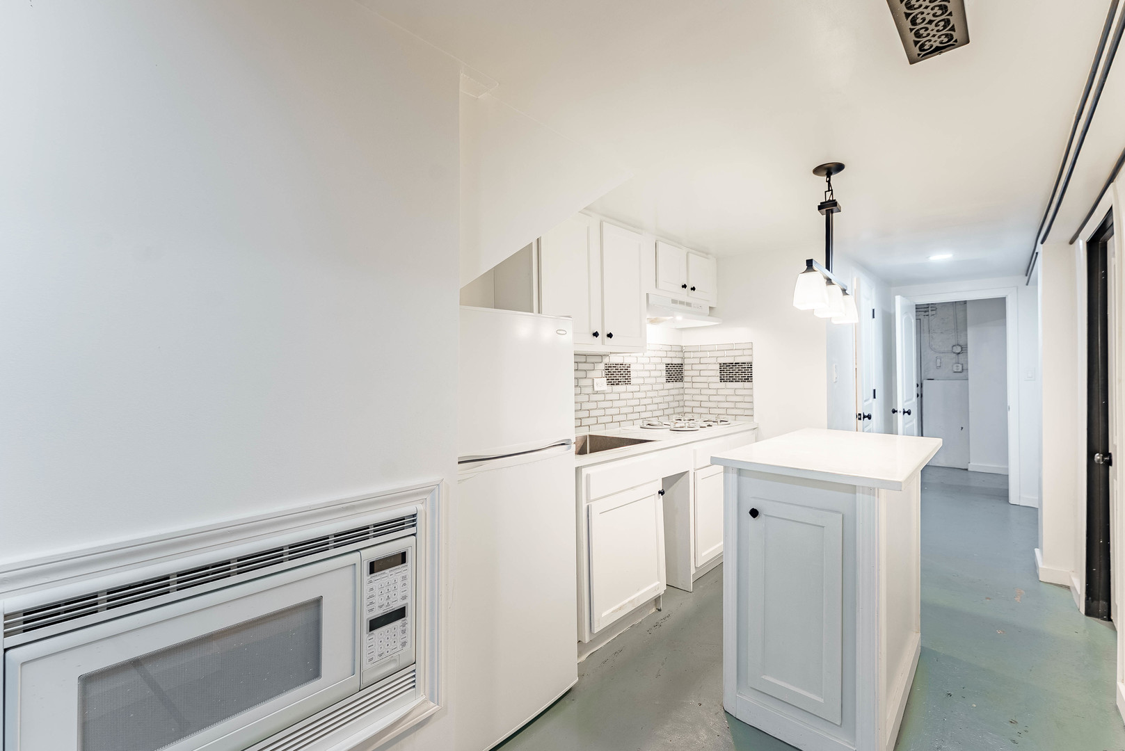 1908 South Sawyer Avenue Chicago IL 60623