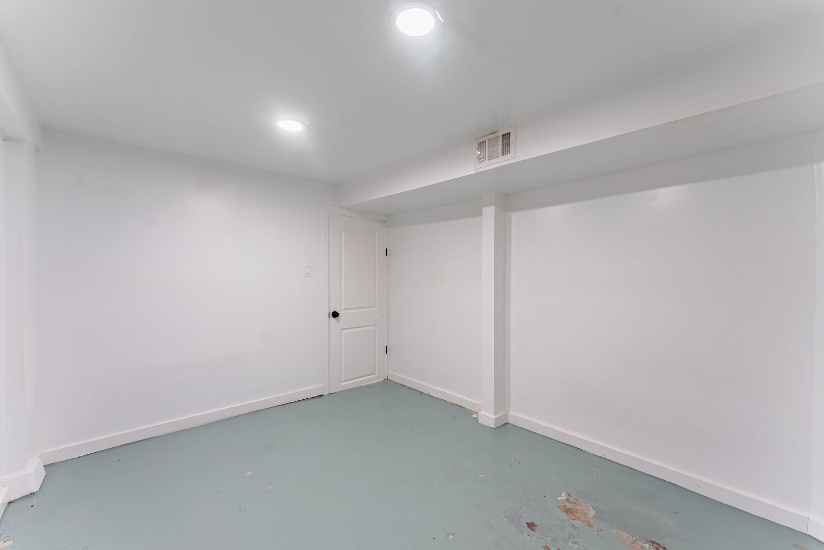 1908 South Sawyer Avenue Chicago IL 60623