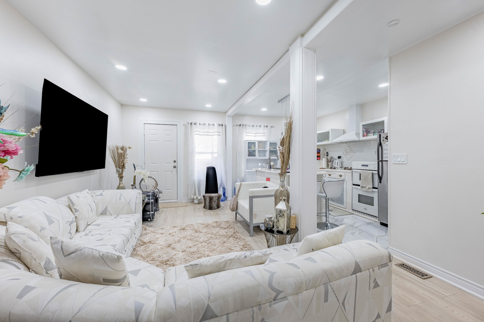 1908 South Sawyer Avenue Chicago IL 60623