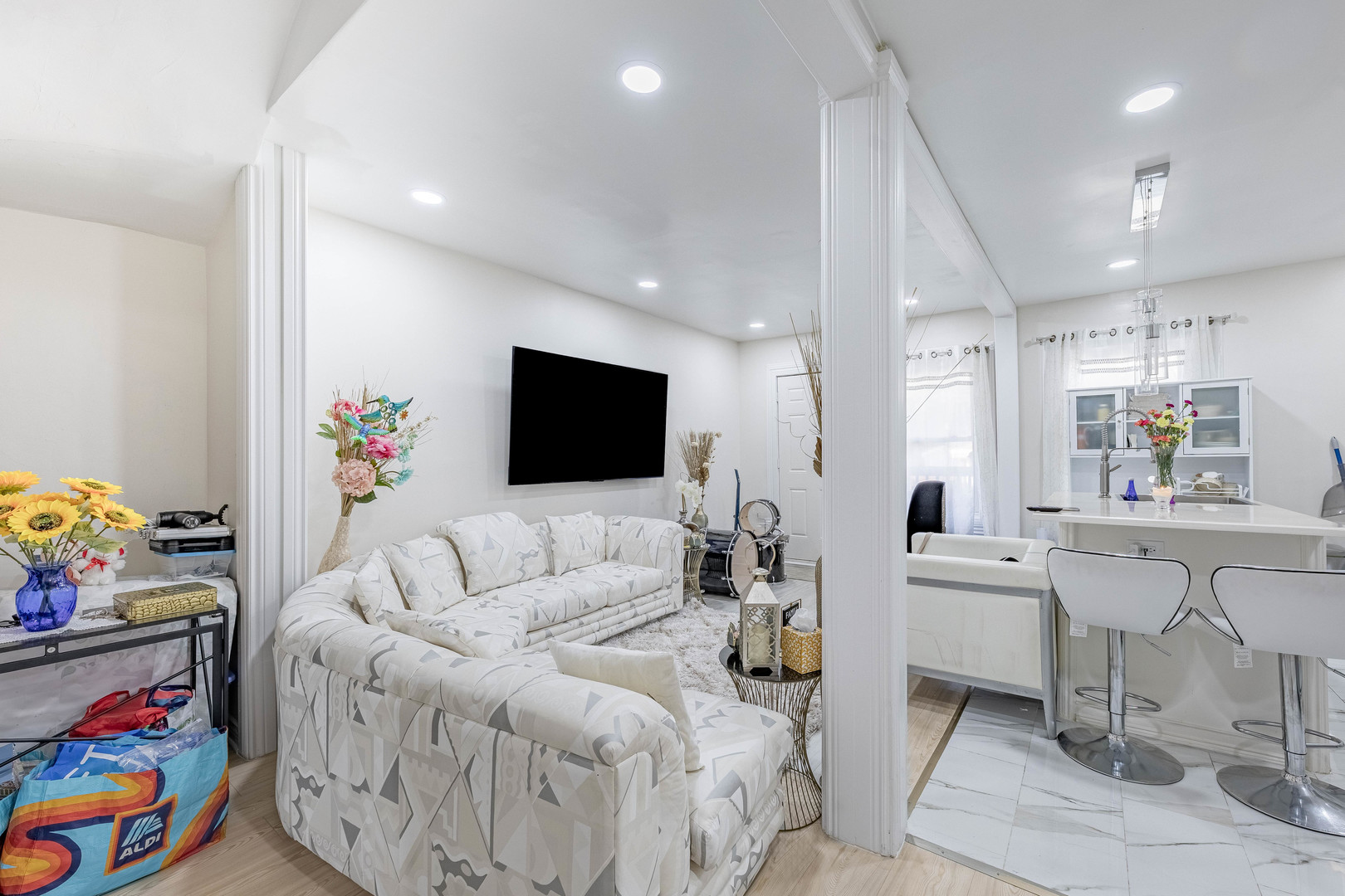 1908 South Sawyer Avenue Chicago IL 60623