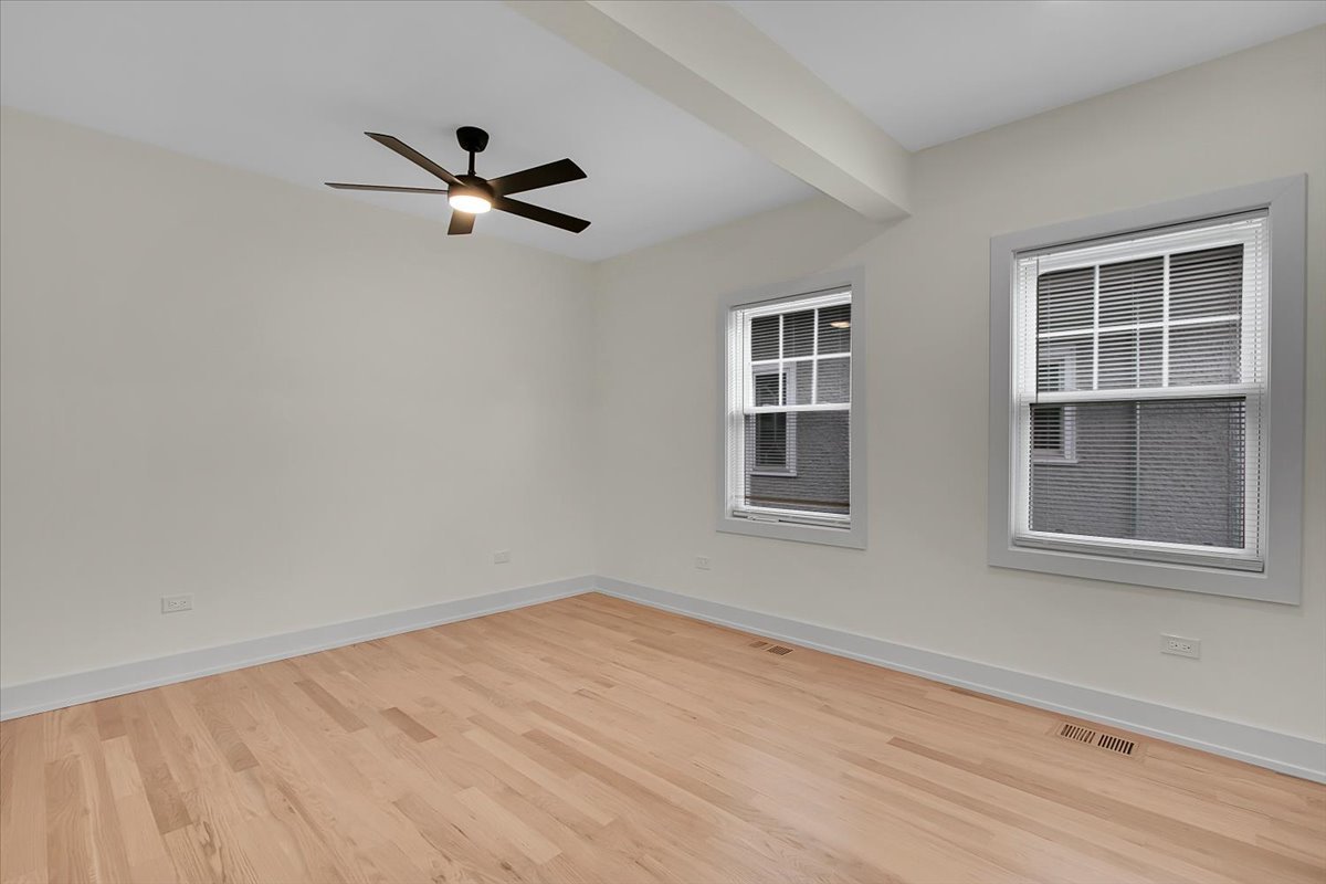 4036 West Warwick Avenue Chicago IL 60641