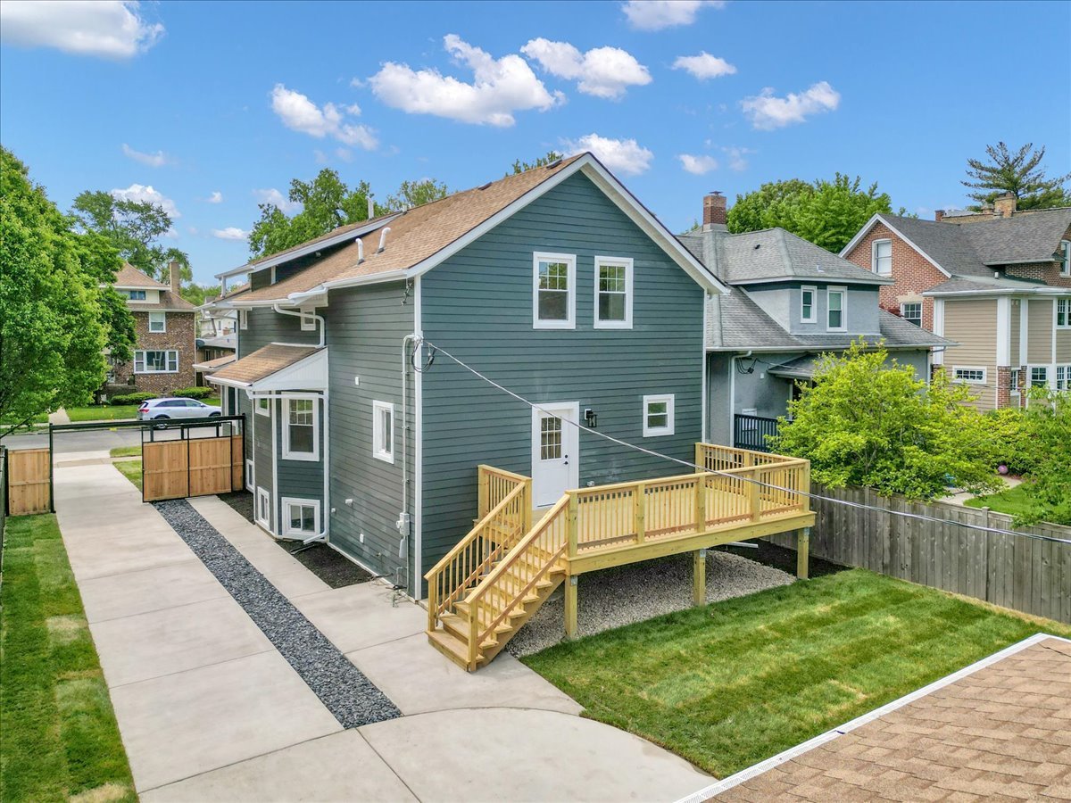 4036 West Warwick Avenue Chicago IL 60641
