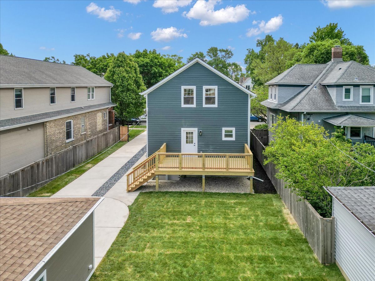 4036 West Warwick Avenue Chicago IL 60641