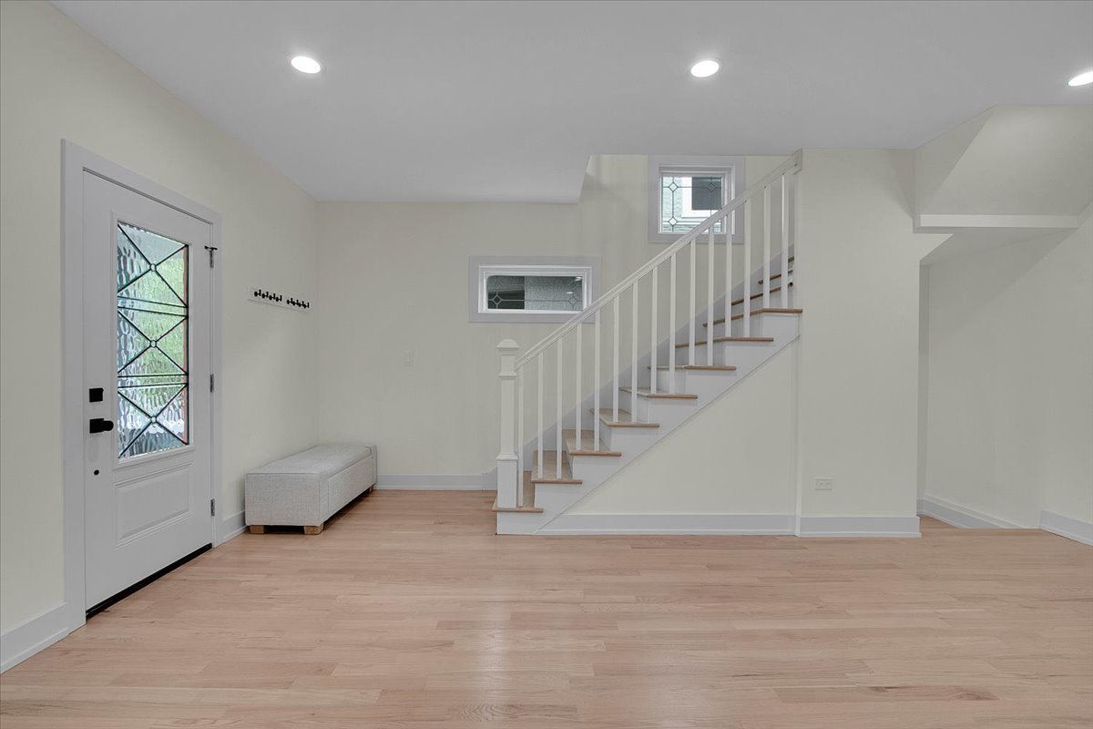 4036 West Warwick Avenue Chicago IL 60641