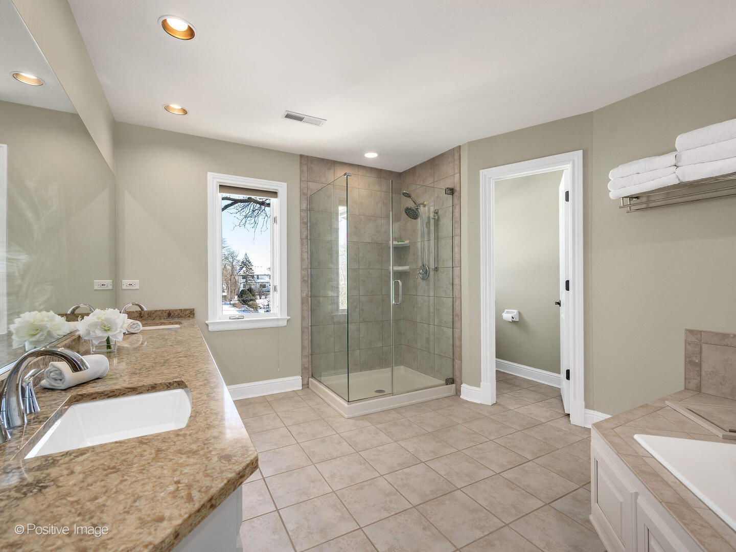 271 Woodstock Avenue Clarendon Hills IL 60514