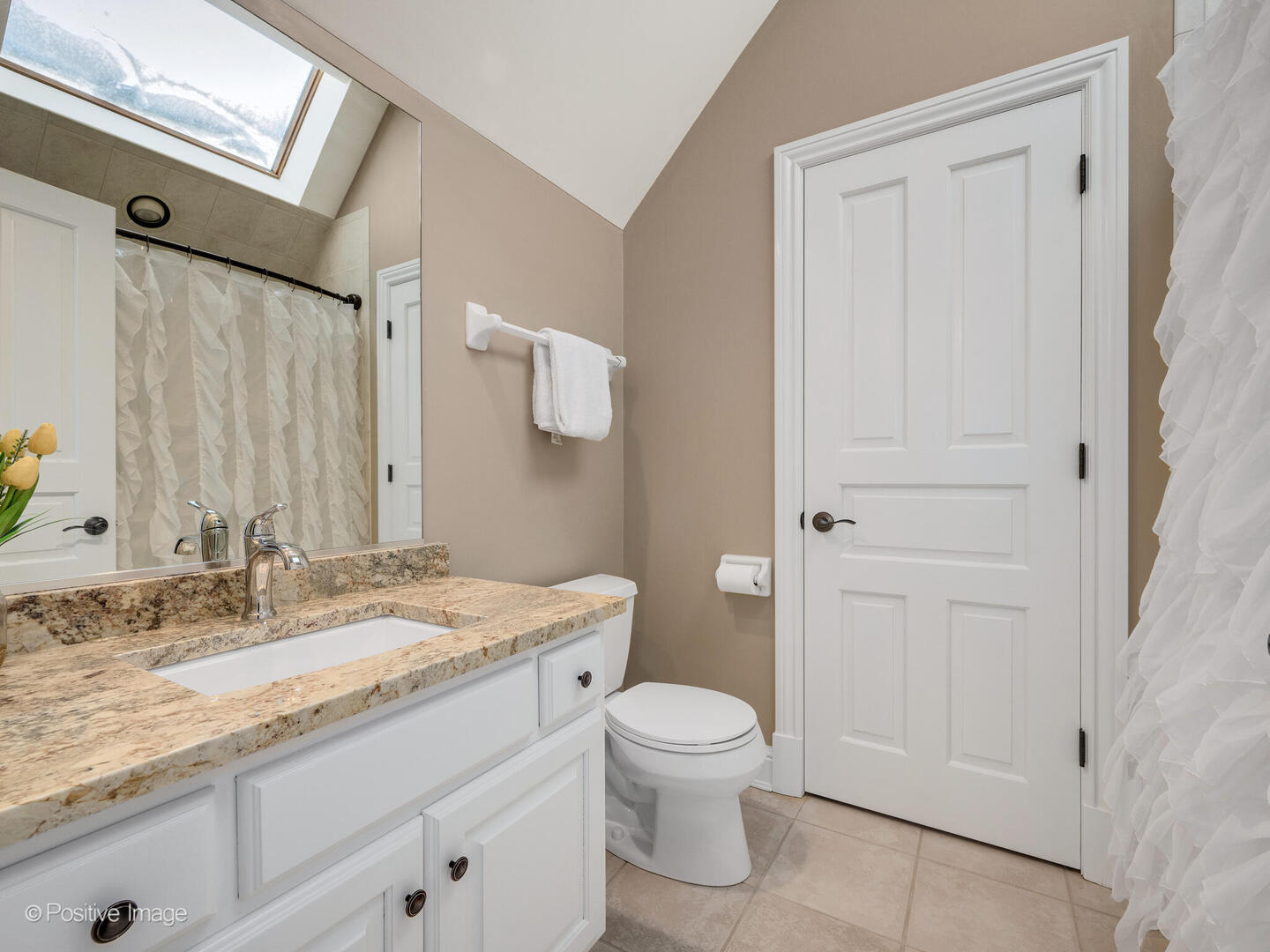 271 Woodstock Avenue Clarendon Hills IL 60514