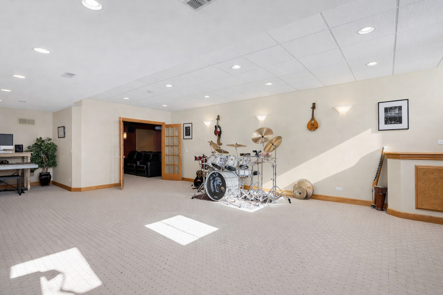 271 Woodstock Avenue Clarendon Hills IL 60514