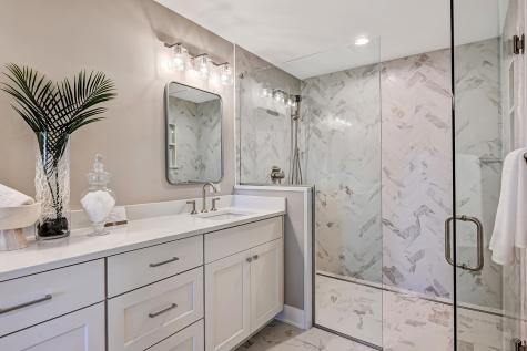 131 Harding Court Glen Ellyn IL 60137
