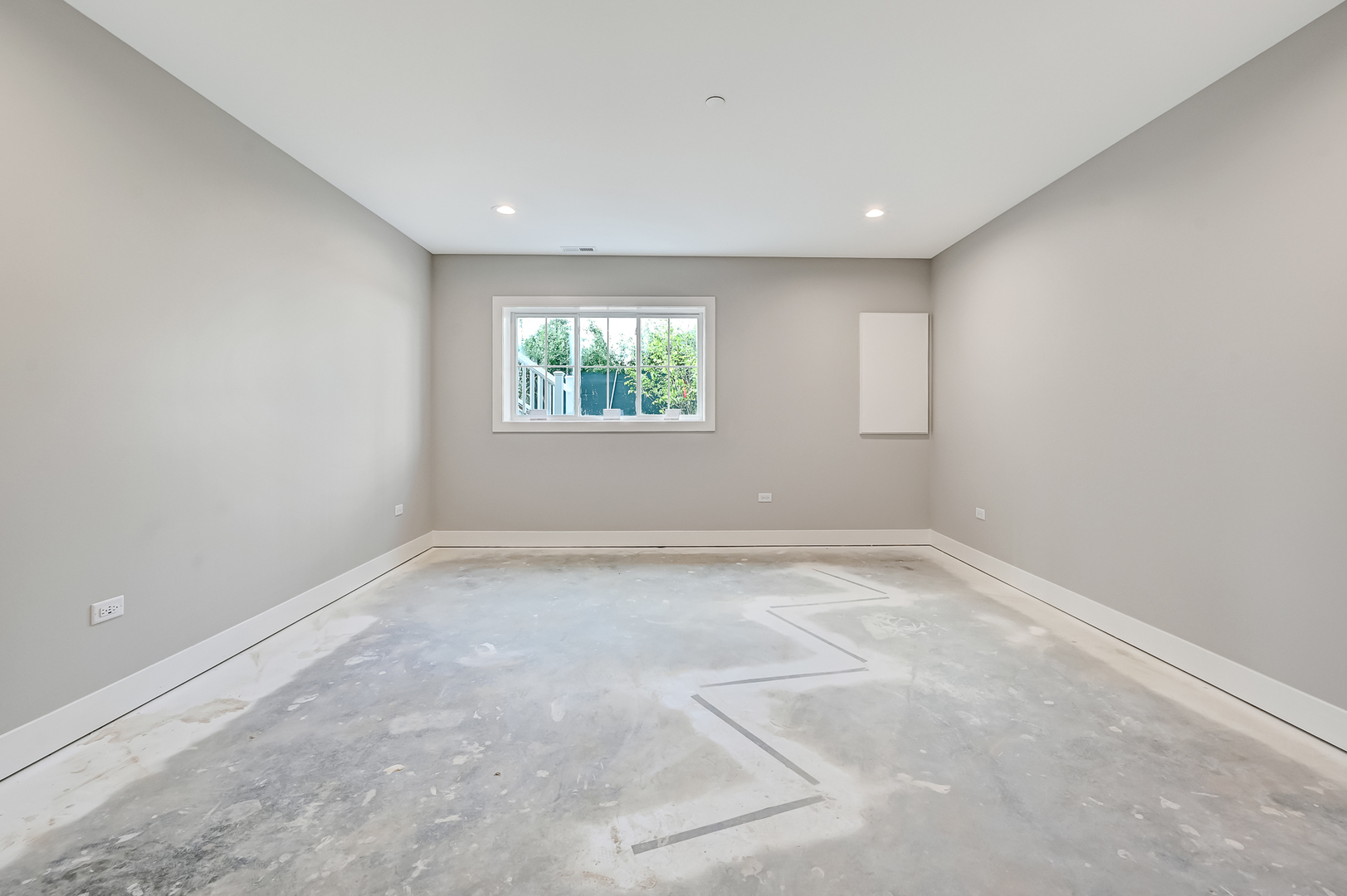 131 Harding Court Glen Ellyn IL 60137