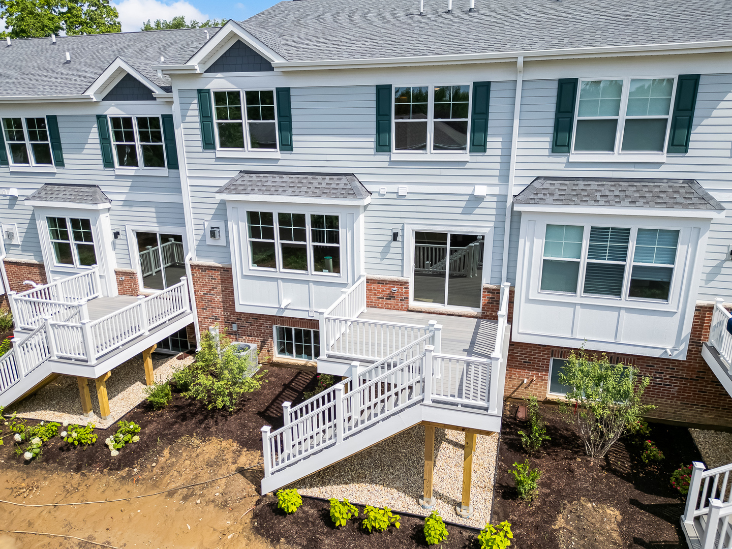 131 Harding Court Glen Ellyn IL 60137