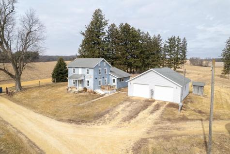 3651 North Brookeville Road Forreston IL 61030