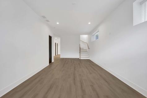 1122 North Latrobe Avenue Chicago IL 60651