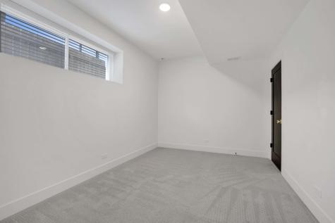 1122 North Latrobe Avenue Chicago IL 60651
