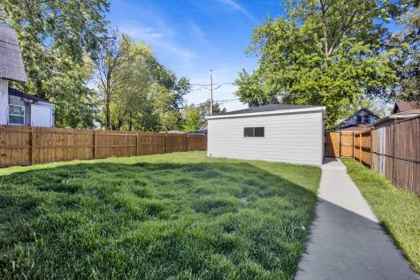 1122 North Latrobe Avenue Chicago IL 60651