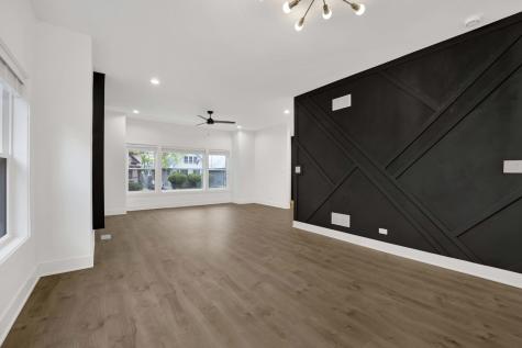 1122 North Latrobe Avenue Chicago IL 60651