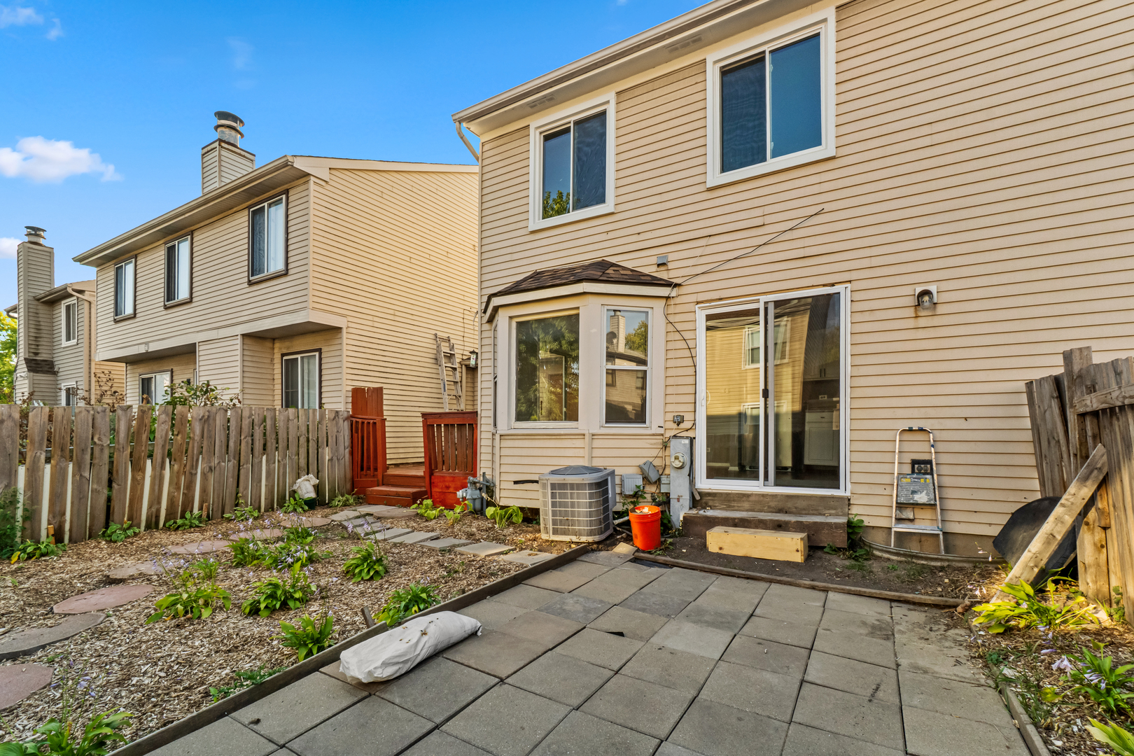 1410 Georgetown Drive Carol Stream IL 60188