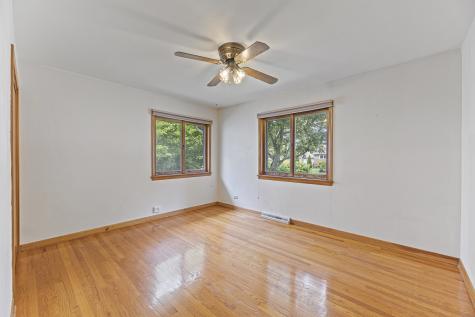 253 Heather Avenue Grayslake IL 60030