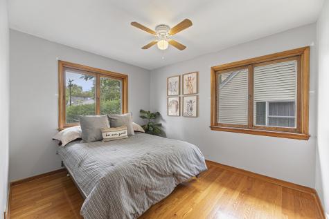 253 Heather Avenue Grayslake IL 60030