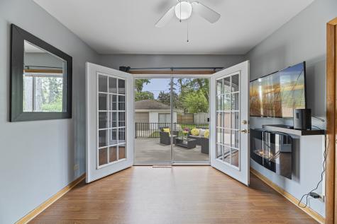 253 Heather Avenue Grayslake IL 60030