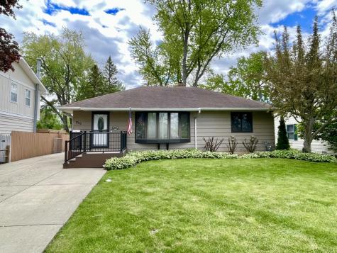 253 Heather Avenue Grayslake IL 60030