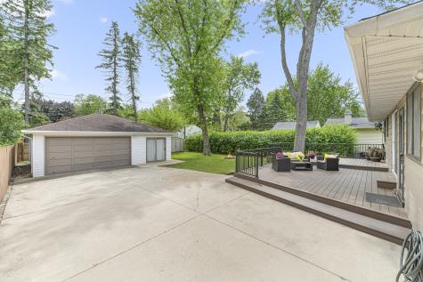 253 Heather Avenue Grayslake IL 60030