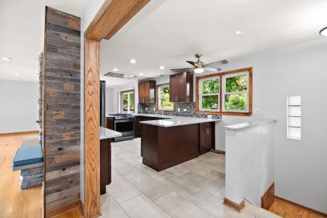 9225 South 86th Avenue Hickory Hills IL 60457