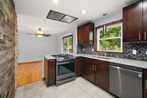 9225 South 86th Avenue Hickory Hills IL 60457