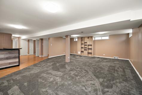 9225 South 86th Avenue Hickory Hills IL 60457