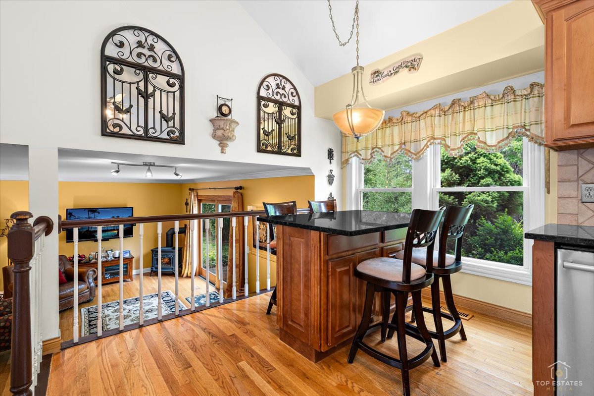 4 Waterbury Court Lake Zurich IL 60047