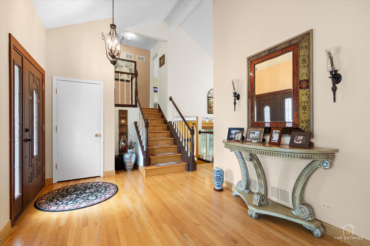 4 Waterbury Court Lake Zurich IL 60047