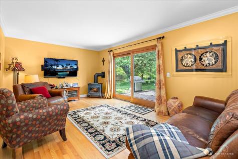 4 Waterbury Court Lake Zurich IL 60047