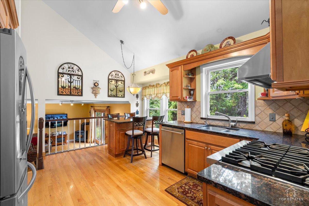 4 Waterbury Court Lake Zurich IL 60047