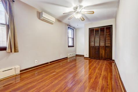 13147 South Brandon Avenue Chicago IL 60633