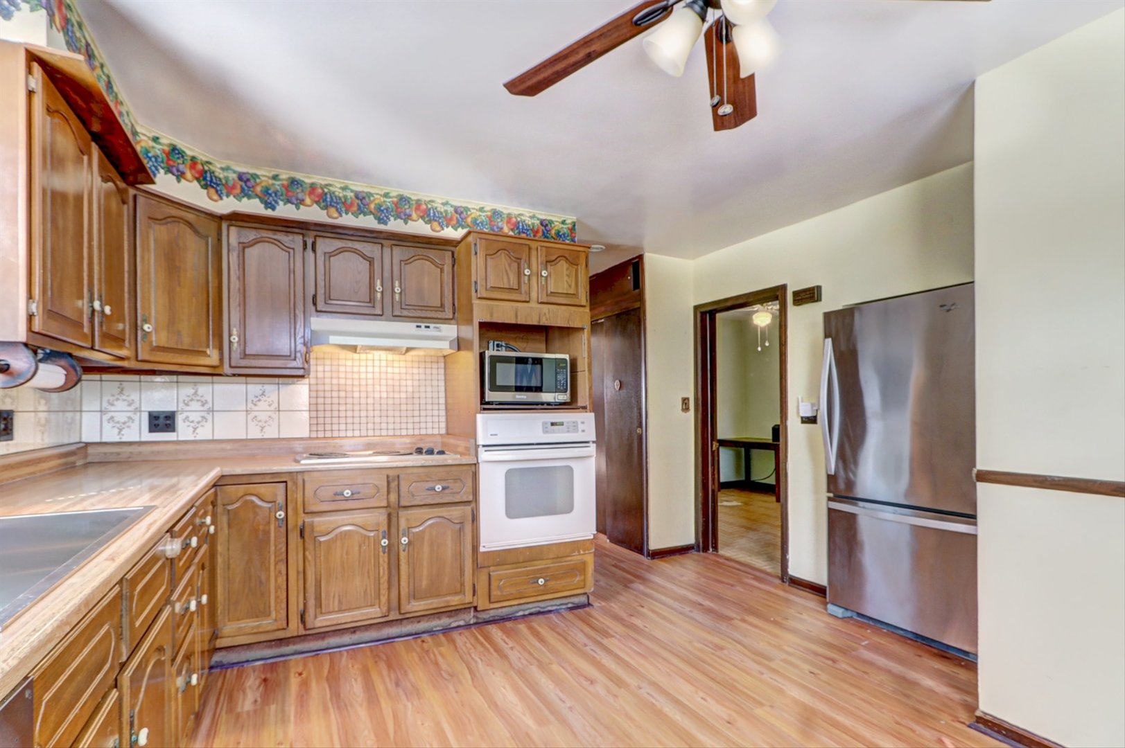 13147 South Brandon Avenue Chicago IL 60633