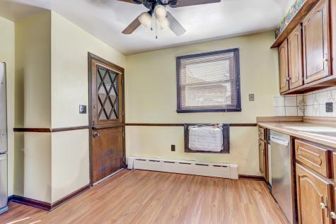 13147 South Brandon Avenue Chicago IL 60633