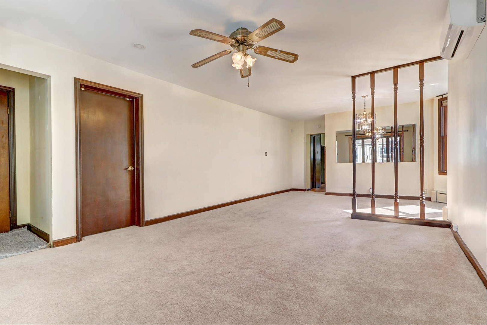 13147 South Brandon Avenue Chicago IL 60633