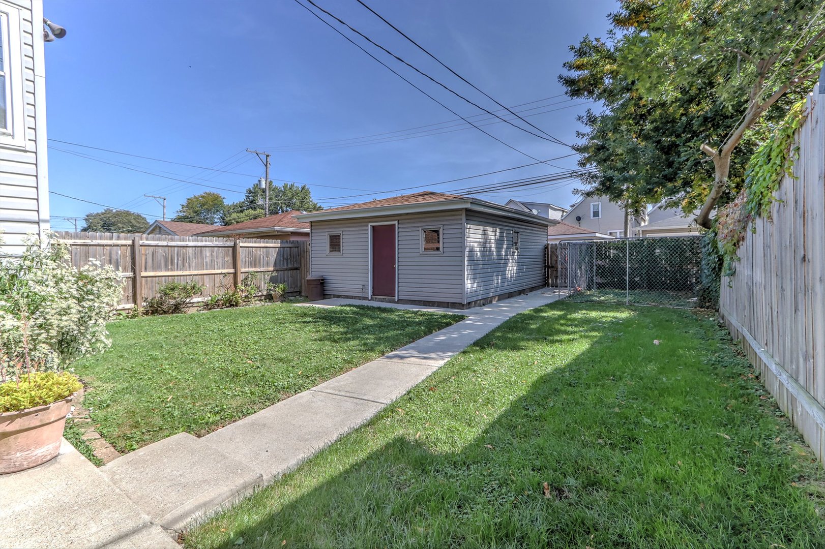 13147 South Brandon Avenue Chicago IL 60633