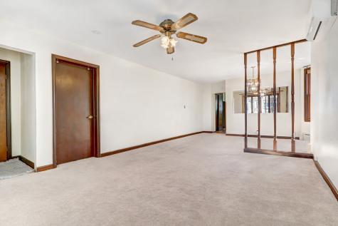 13147 South Brandon Avenue Chicago IL 60633
