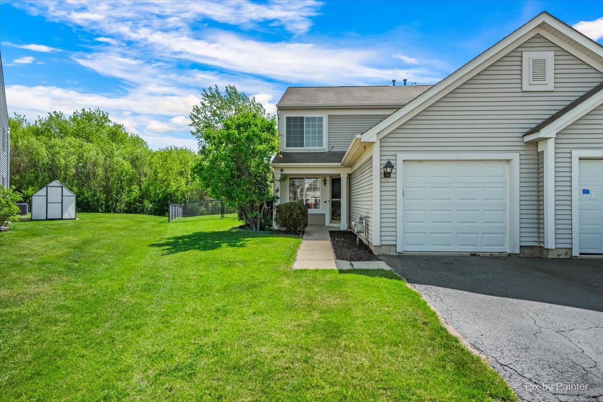 9 Crimson Court Lake In The Hills IL 60156