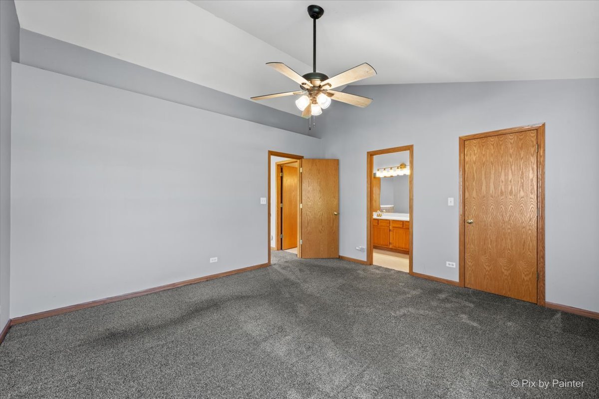9 Crimson Court Lake In The Hills IL 60156