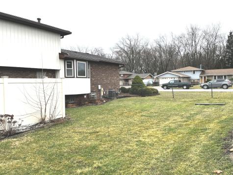 538 Blackstone Avenue Glenwood IL 60425