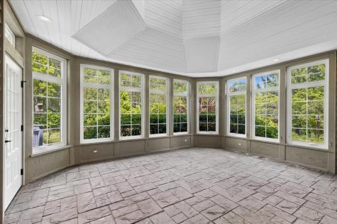 1546 Bobolink Circle Woodstock IL 60098